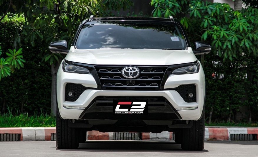 2022 TOYOTA FORTUNER 2.4  COMMANDER