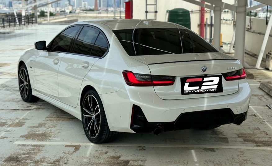 2022 BMW 330e M Sport LCI