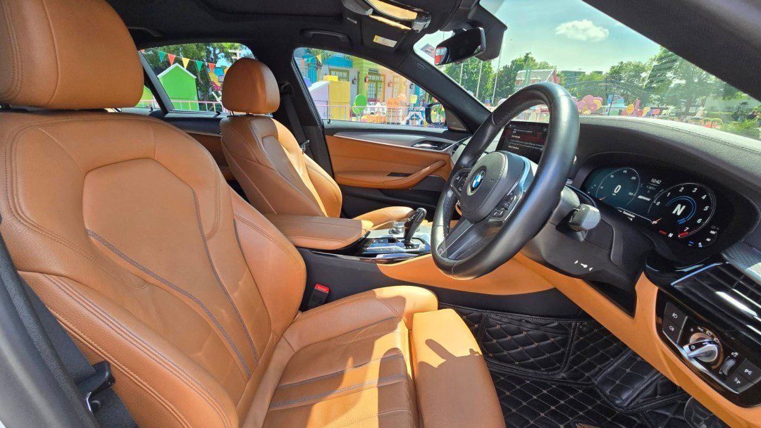 2019 BMW 530e M Sport