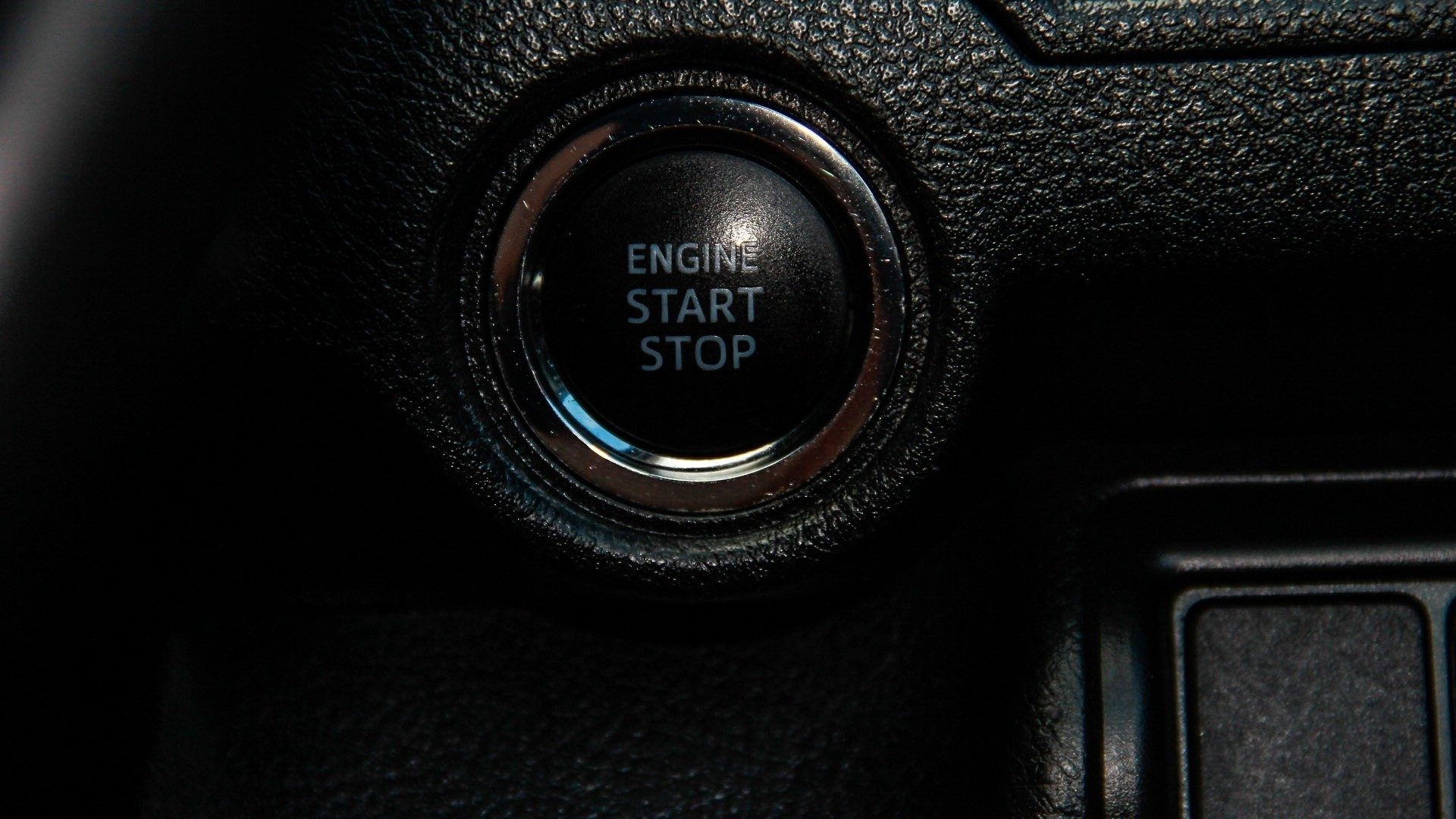 2018 TOYOTA CAMRY 2.0 G