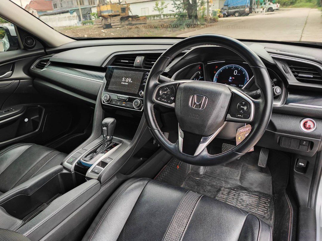 2019 HONDA CIVIC FC  1.8EL (MNC)