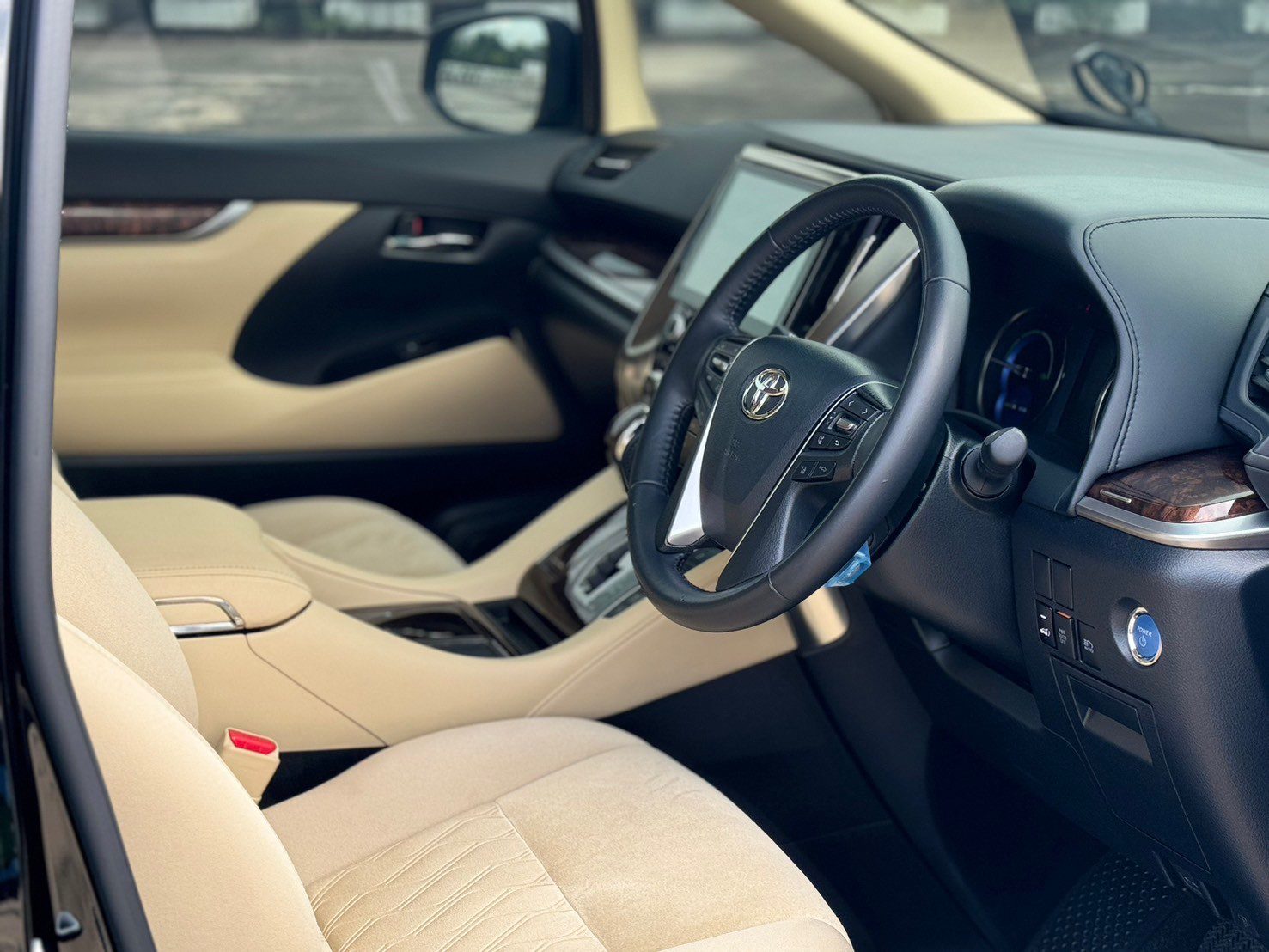 2021 Toyota Alphard 2.5 Hybrid X E Four