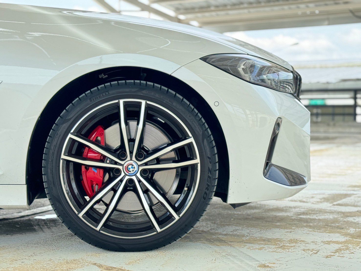 2022 BMW 330e M Sport LCI