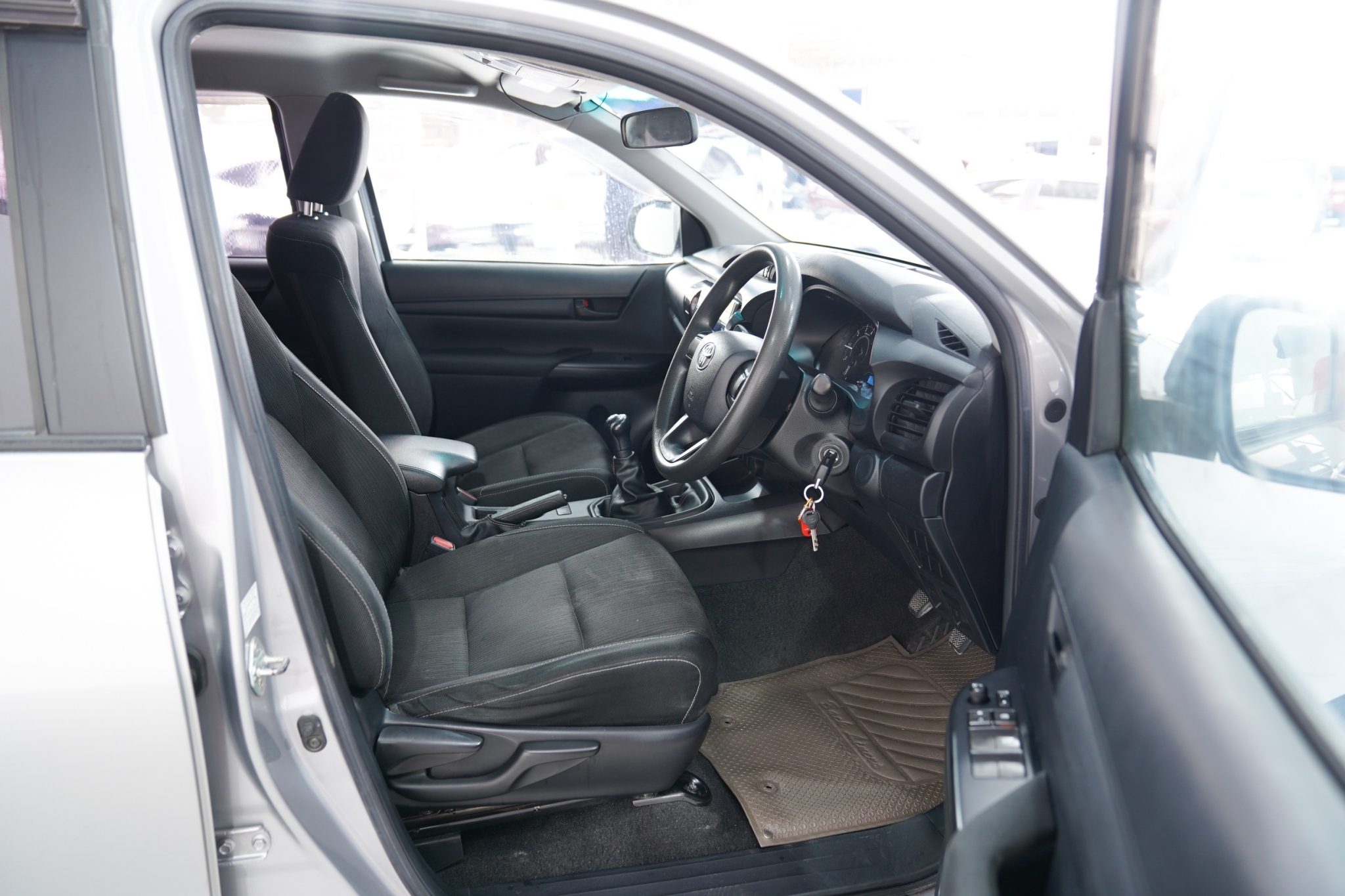 2018 TOYOTA REVO DOUBLECAB 2.4 J+ MT