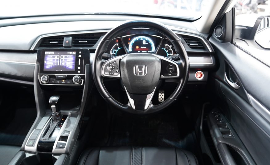 2016 HONDA CIVIC 1.8 EL AT