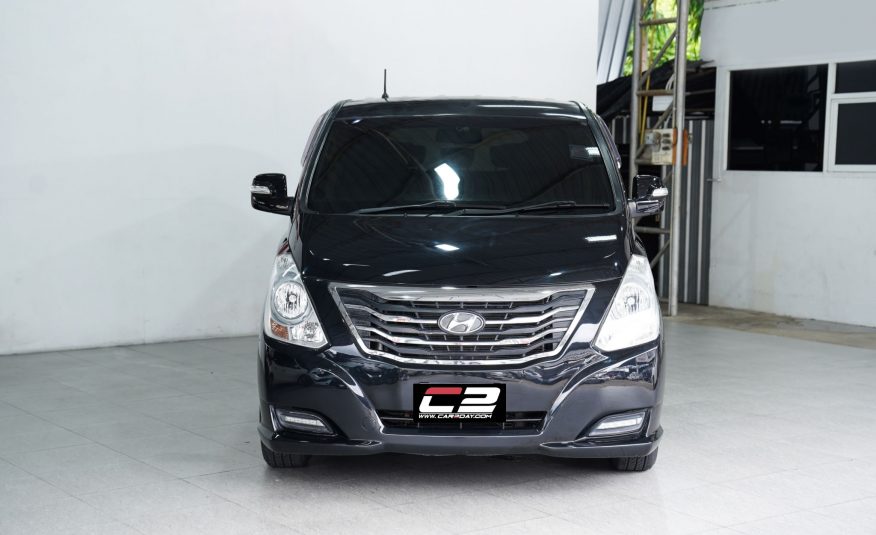 2013 HYUNDAI H1 2.5 DELUXE AT