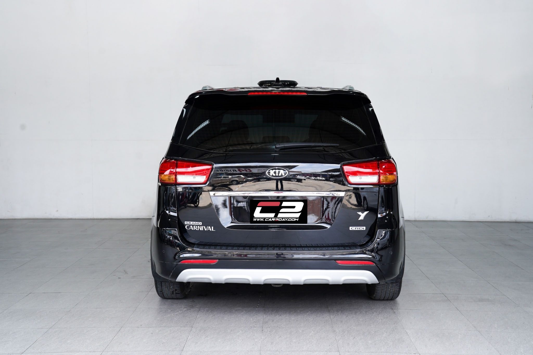 2016 KIA GRAND CARNIVAL 2.2 EX AT