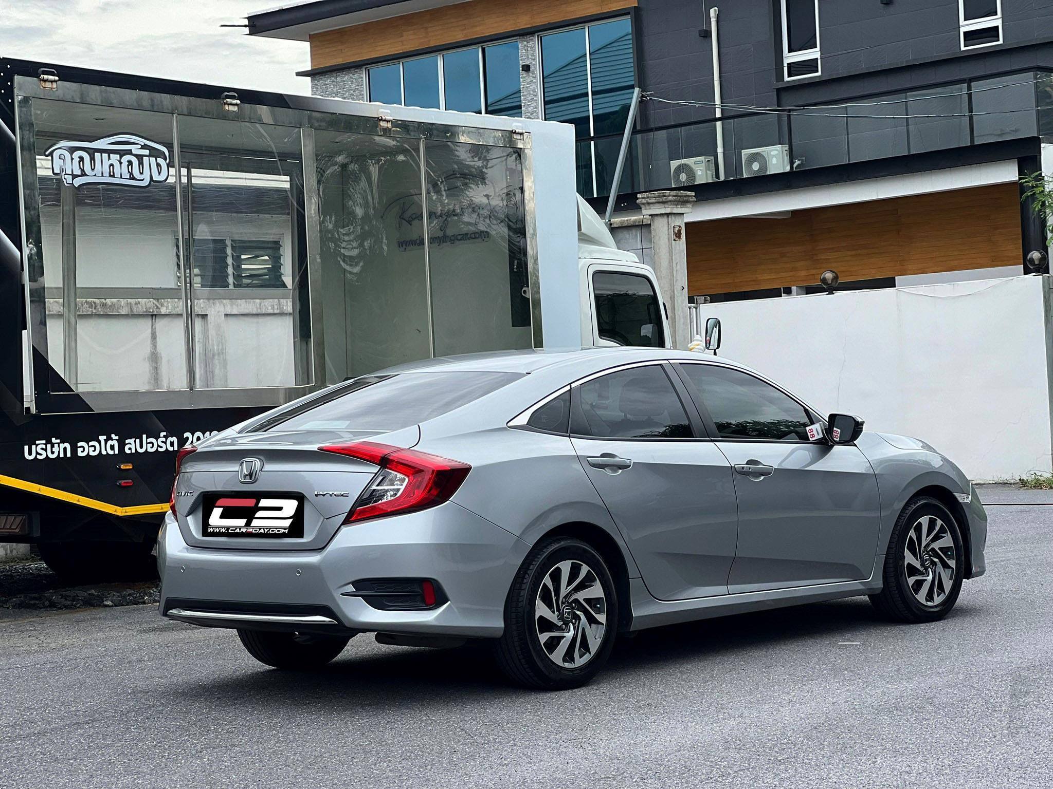 2019 Honda Civic FC 1.8 E CVT (MNC)