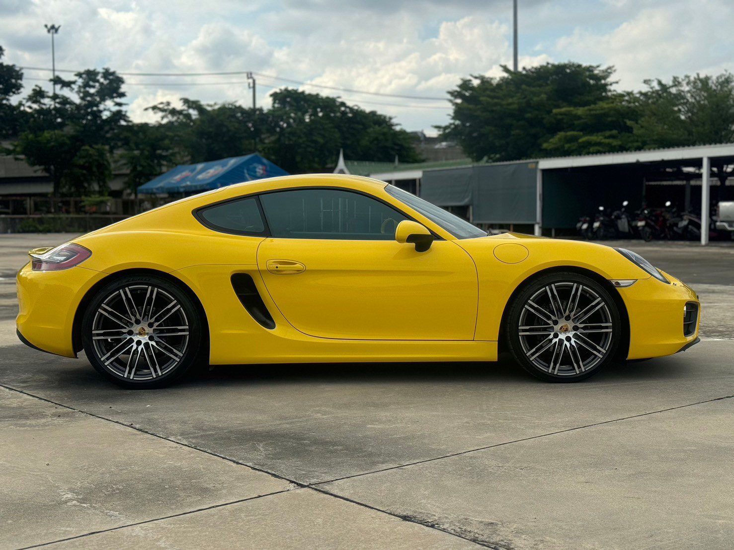 2016 Porsche 981 Cayman