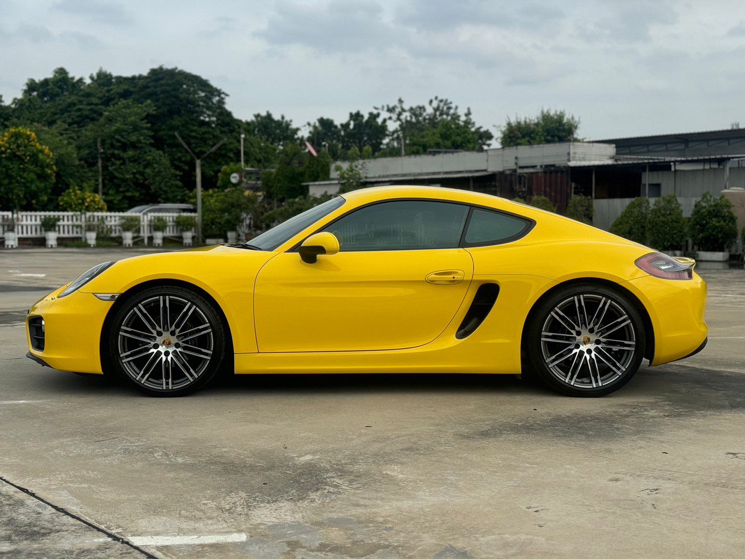 2016 Porsche 981 Cayman