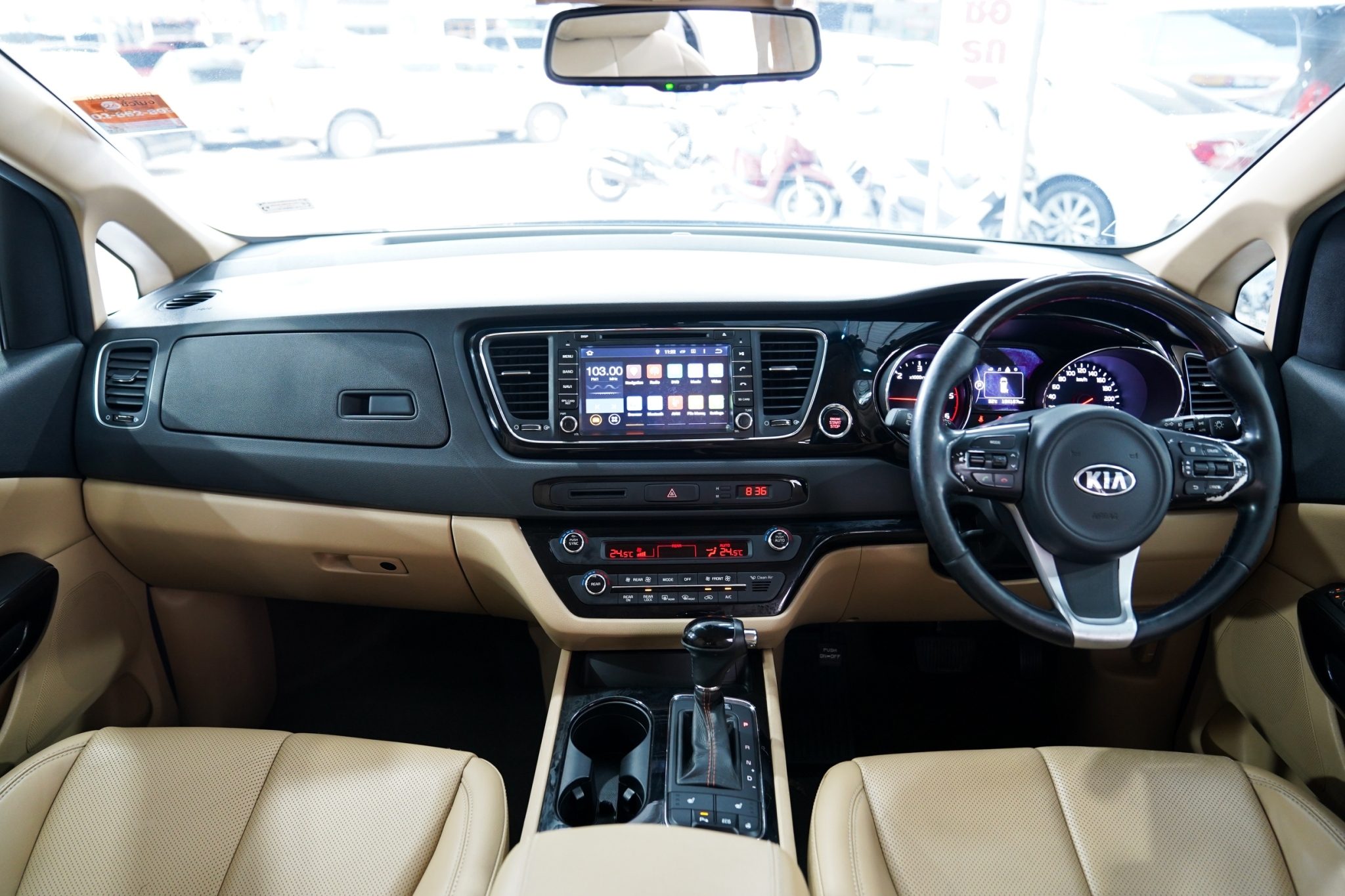 2016 KIA GRAND CARNIVAL 2.2 EX AT