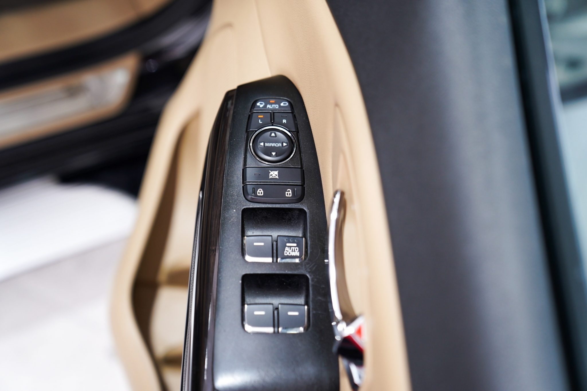 2016 KIA GRAND CARNIVAL 2.2 EX AT