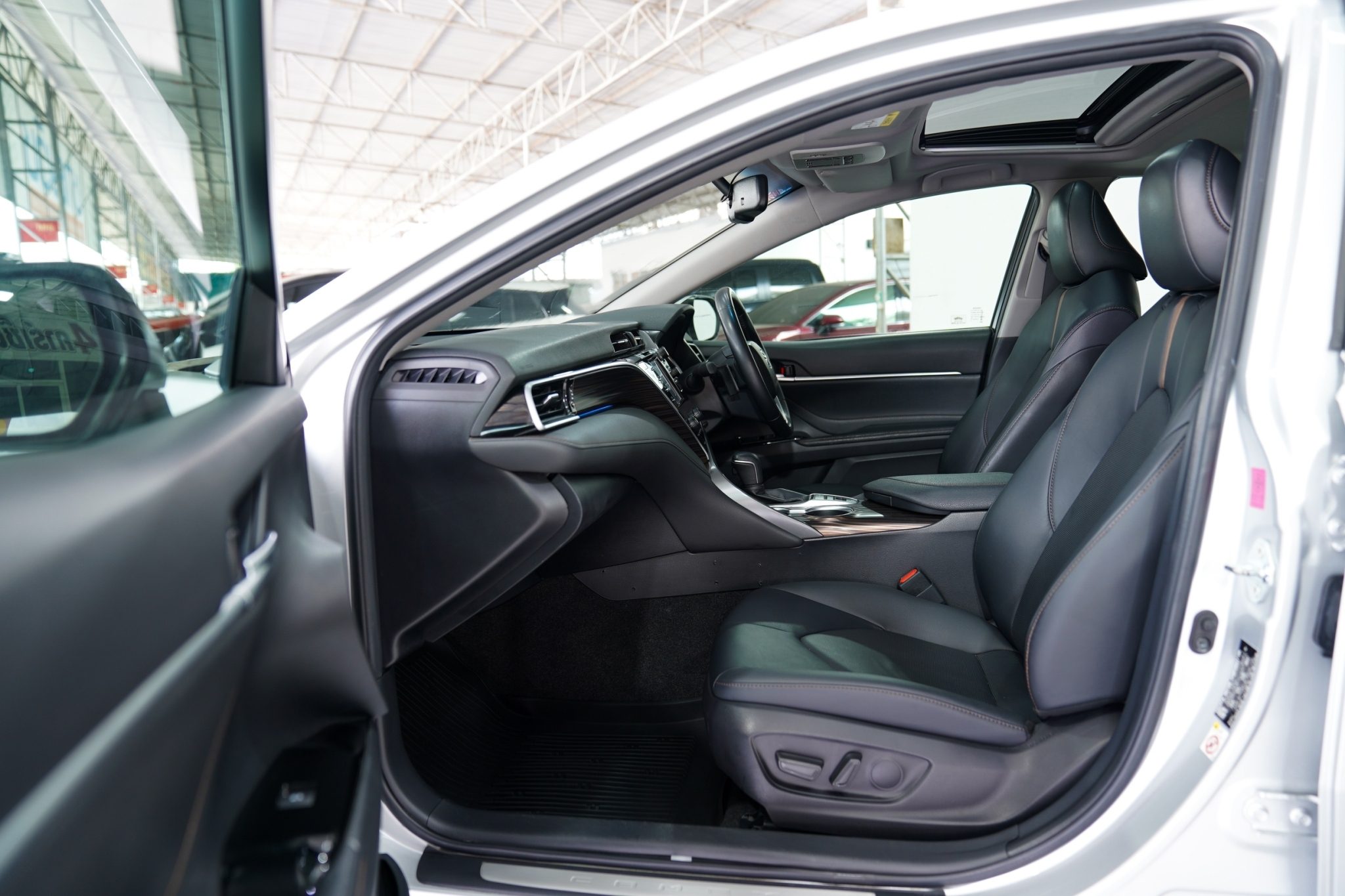 2019 TOYOTA CAMRY 2.5G AT