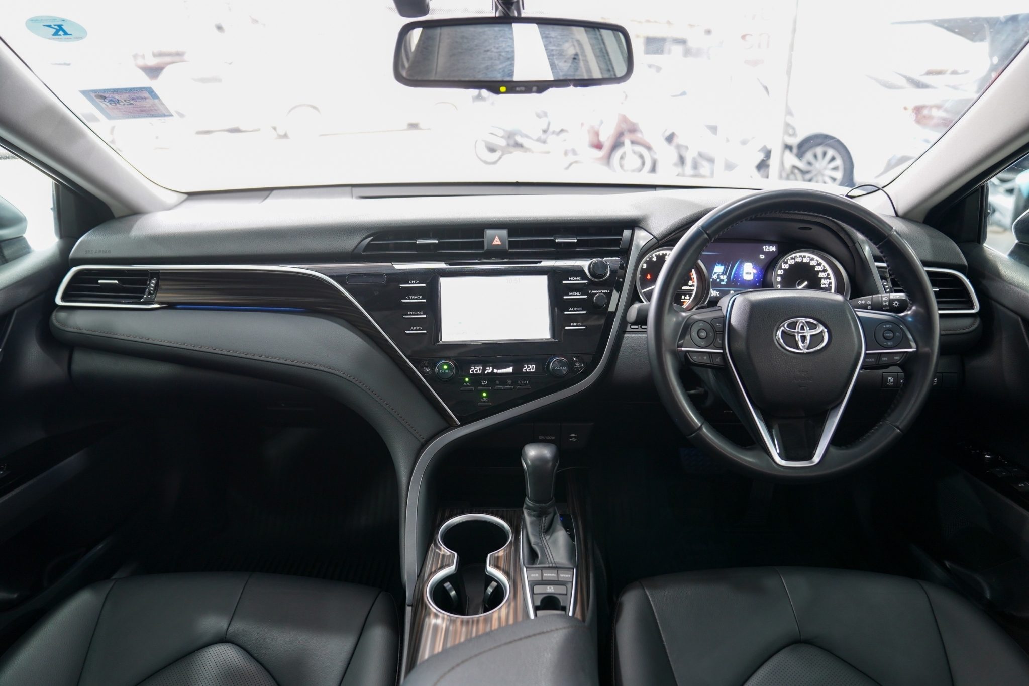 2019 TOYOTA CAMRY 2.5G AT