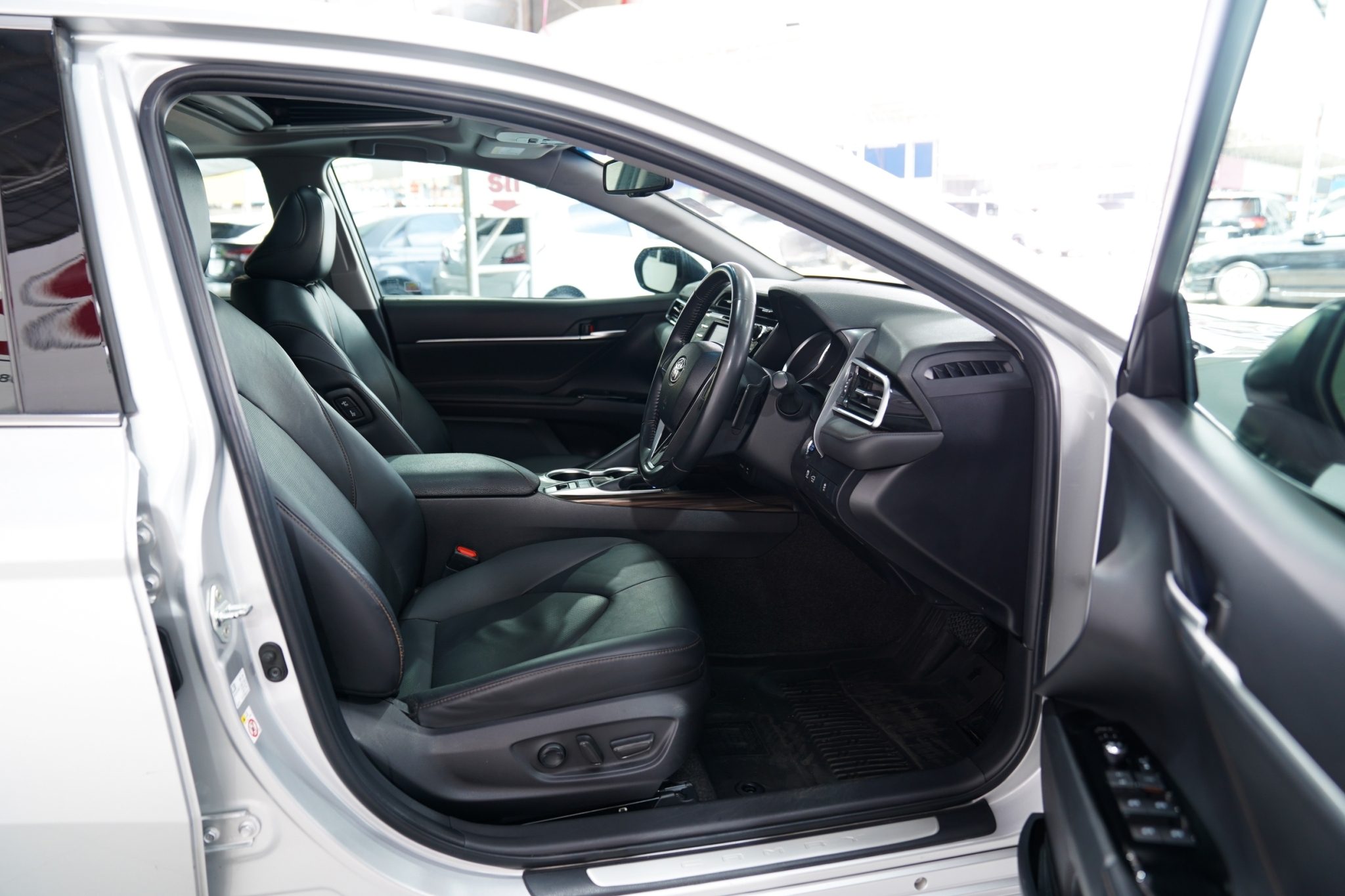 2019 TOYOTA CAMRY 2.5G AT
