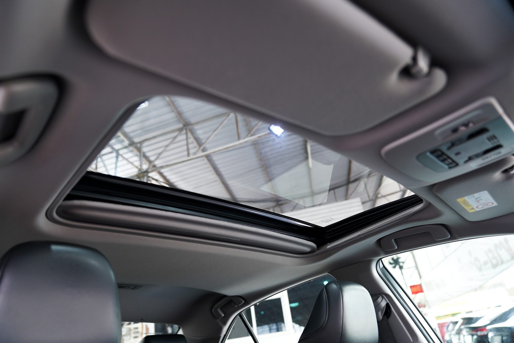 2019 TOYOTA CAMRY 2.5G AT