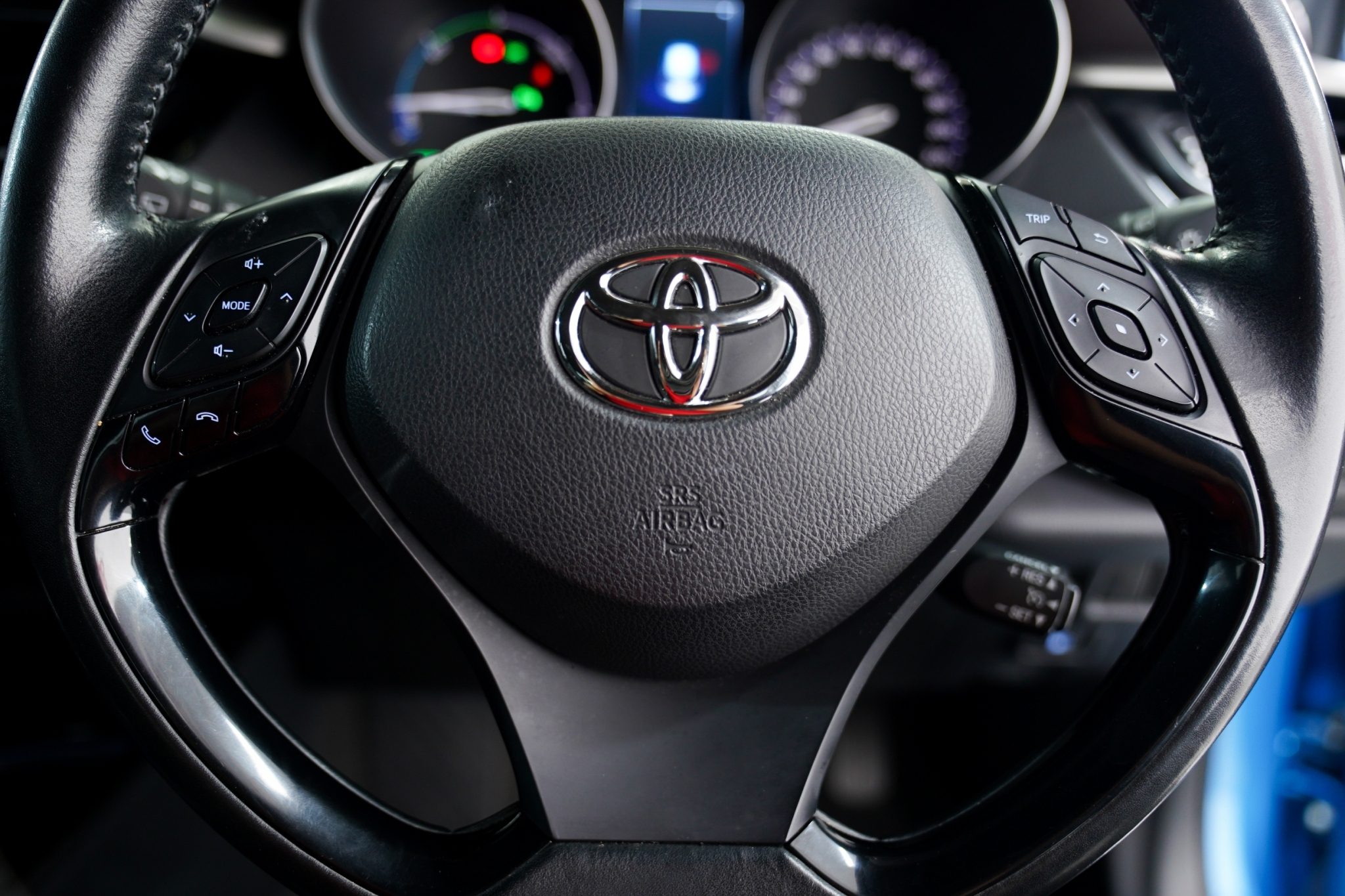 2018 TOYOTA CHR 1.8 MID HYBRID AT