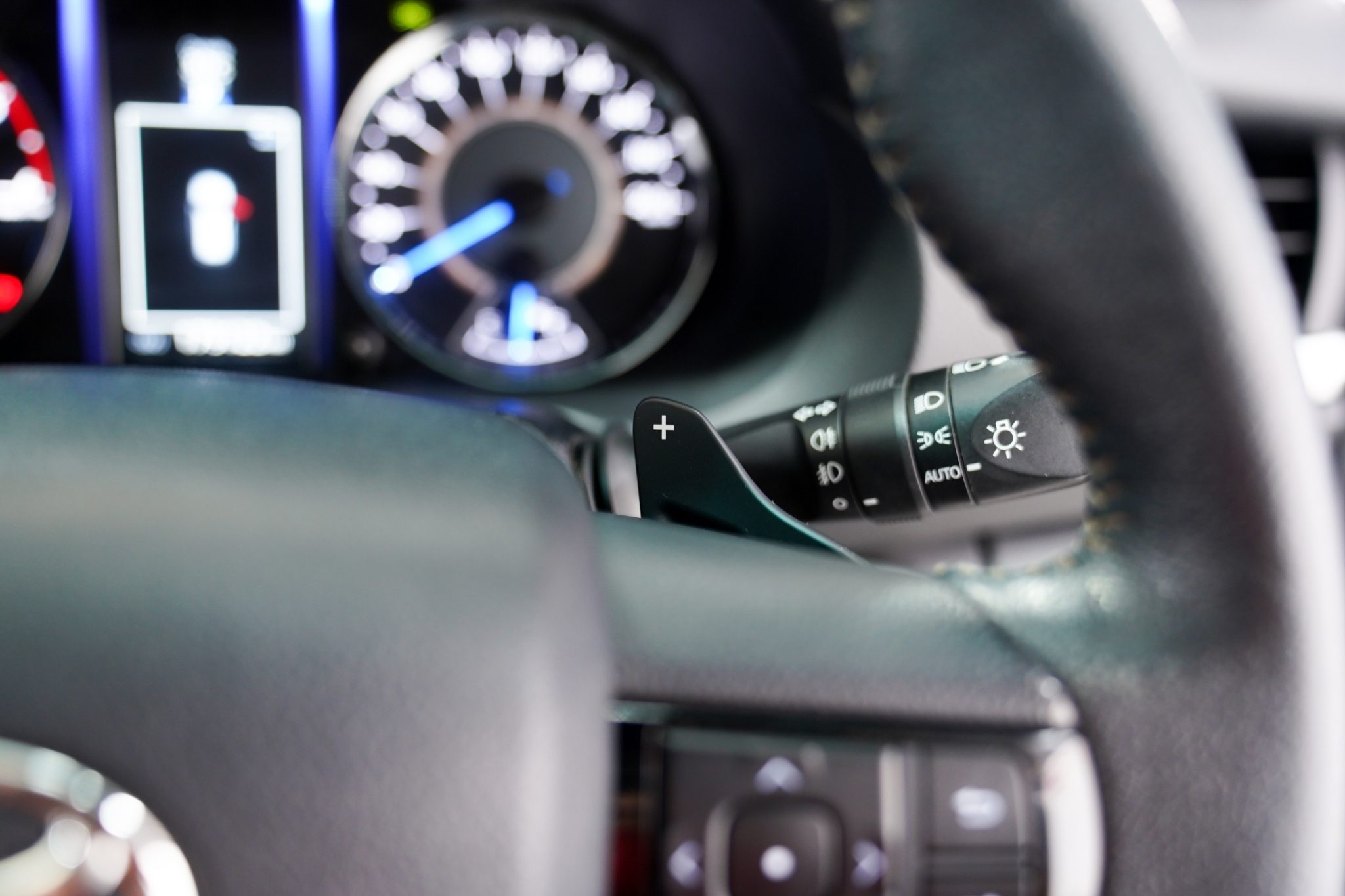 2015 TOYOTA FORTUNER 2.8 V AT/4WD
