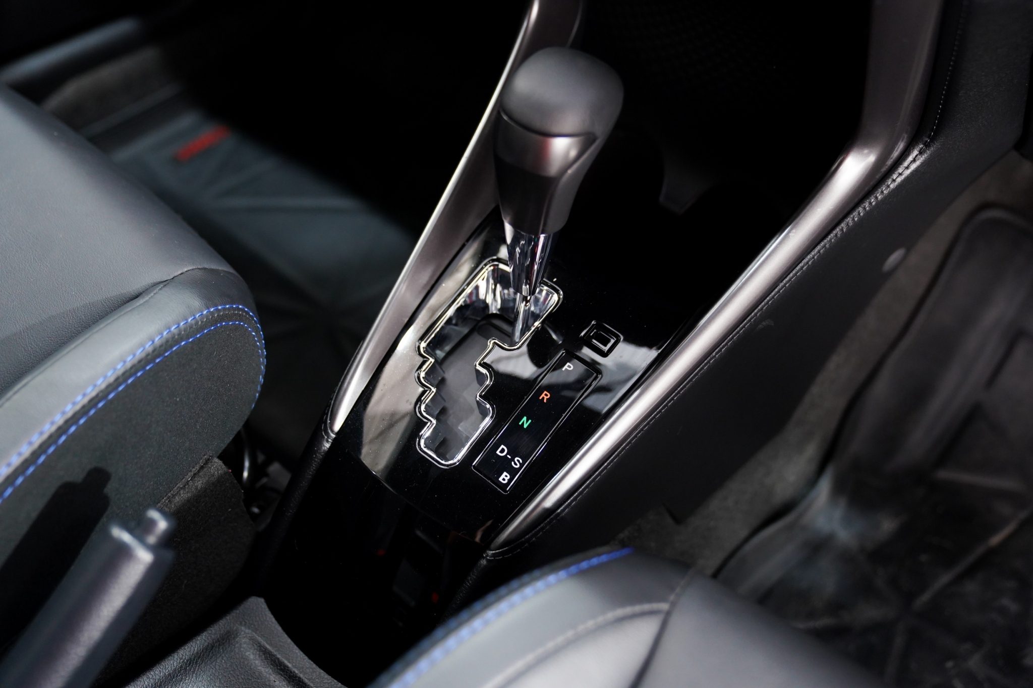 2020 TOYOTA YARIS 1.2 SPORT AT