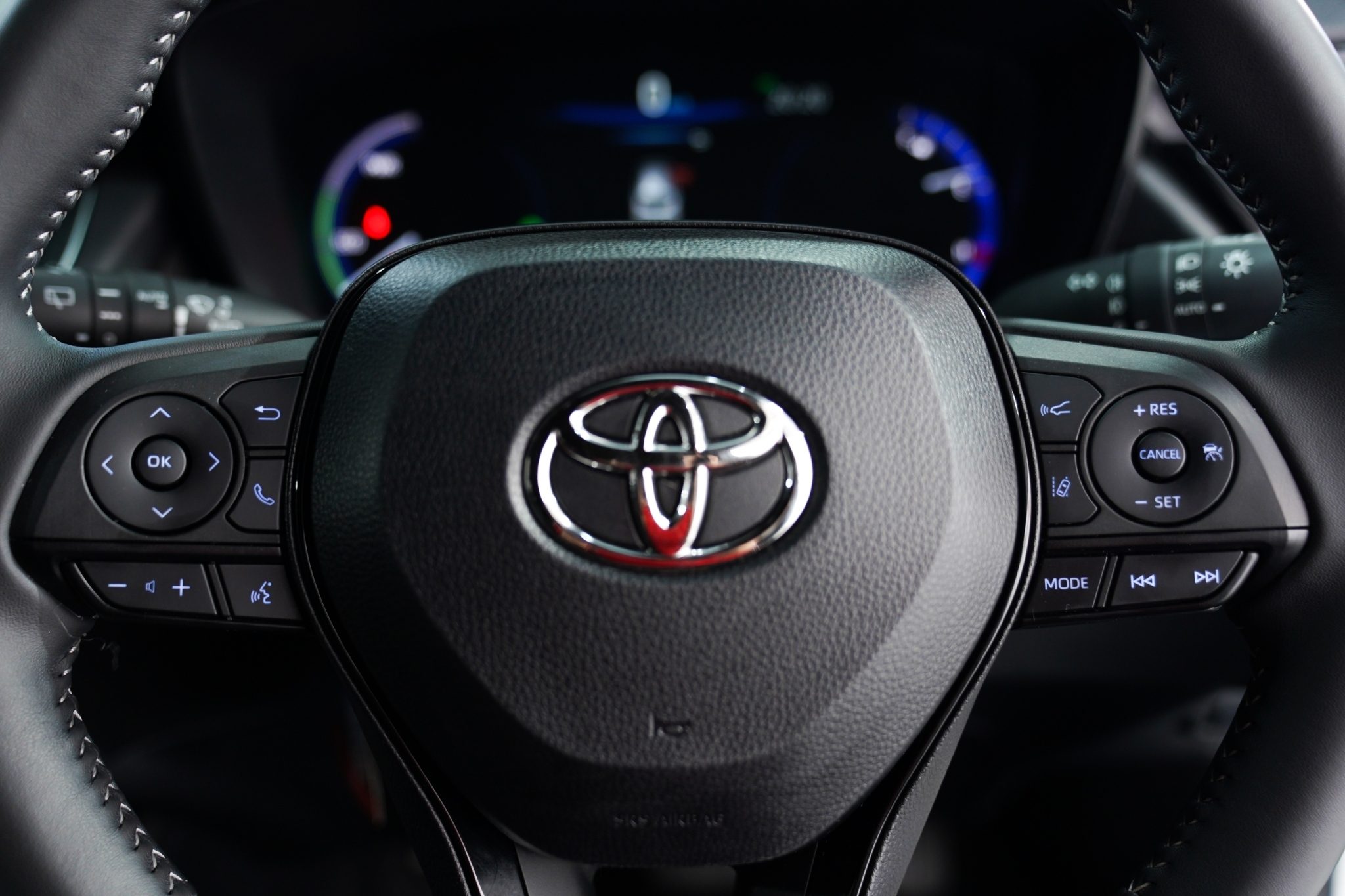 2022 TOYOTA COROLLA CROSS 1.8 HYBRID GR SPORT