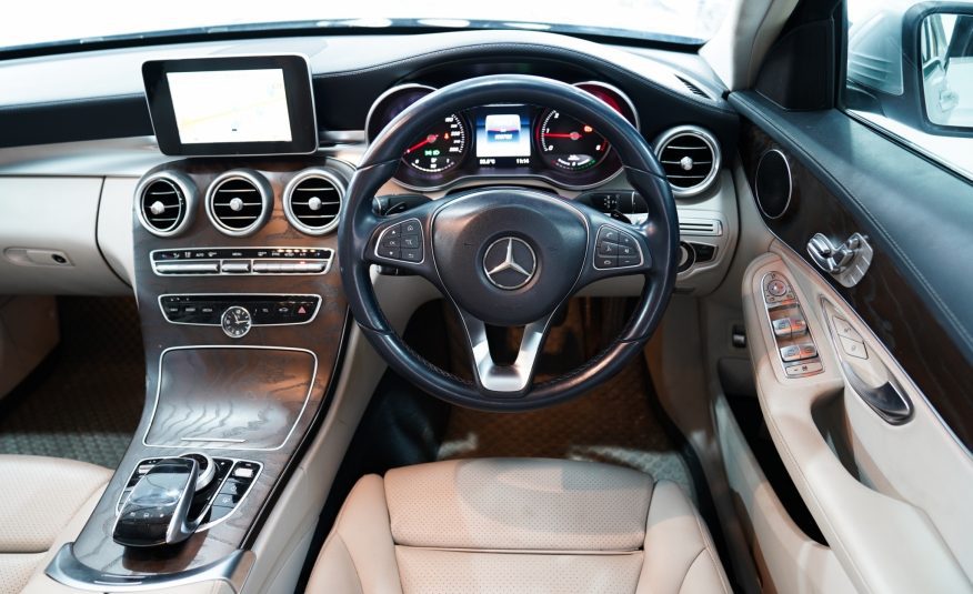 2015 BENZ C300 2.1 BLUETEC HYBRID AT