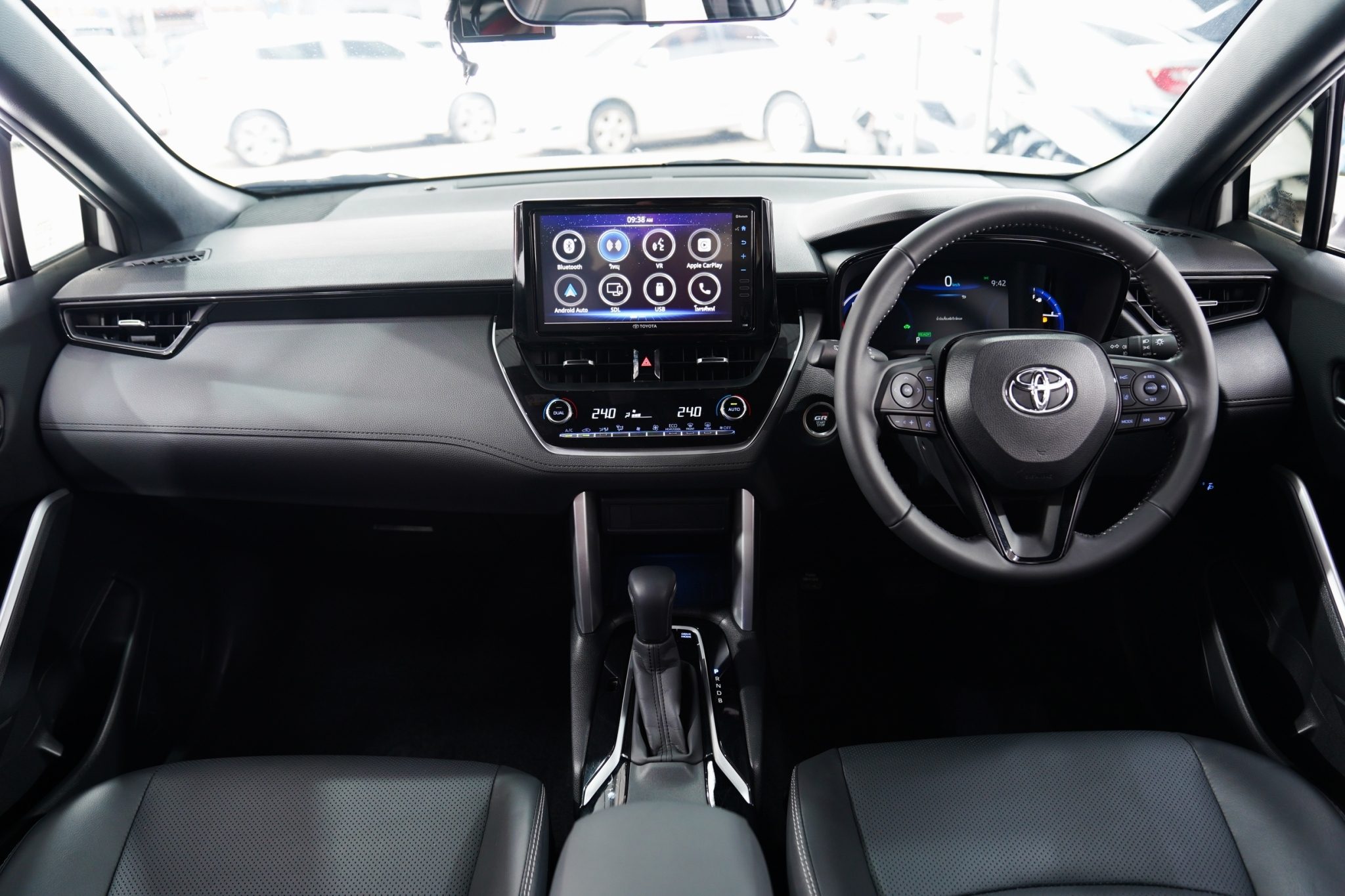 2023 TOYOTA CROSS 1.8 HYBRID GR SPORT AT