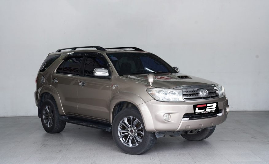 2009 TOYOTA FORTUNER 3.0 V AT