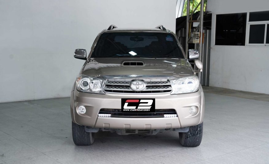 2009 TOYOTA FORTUNER 3.0 V AT