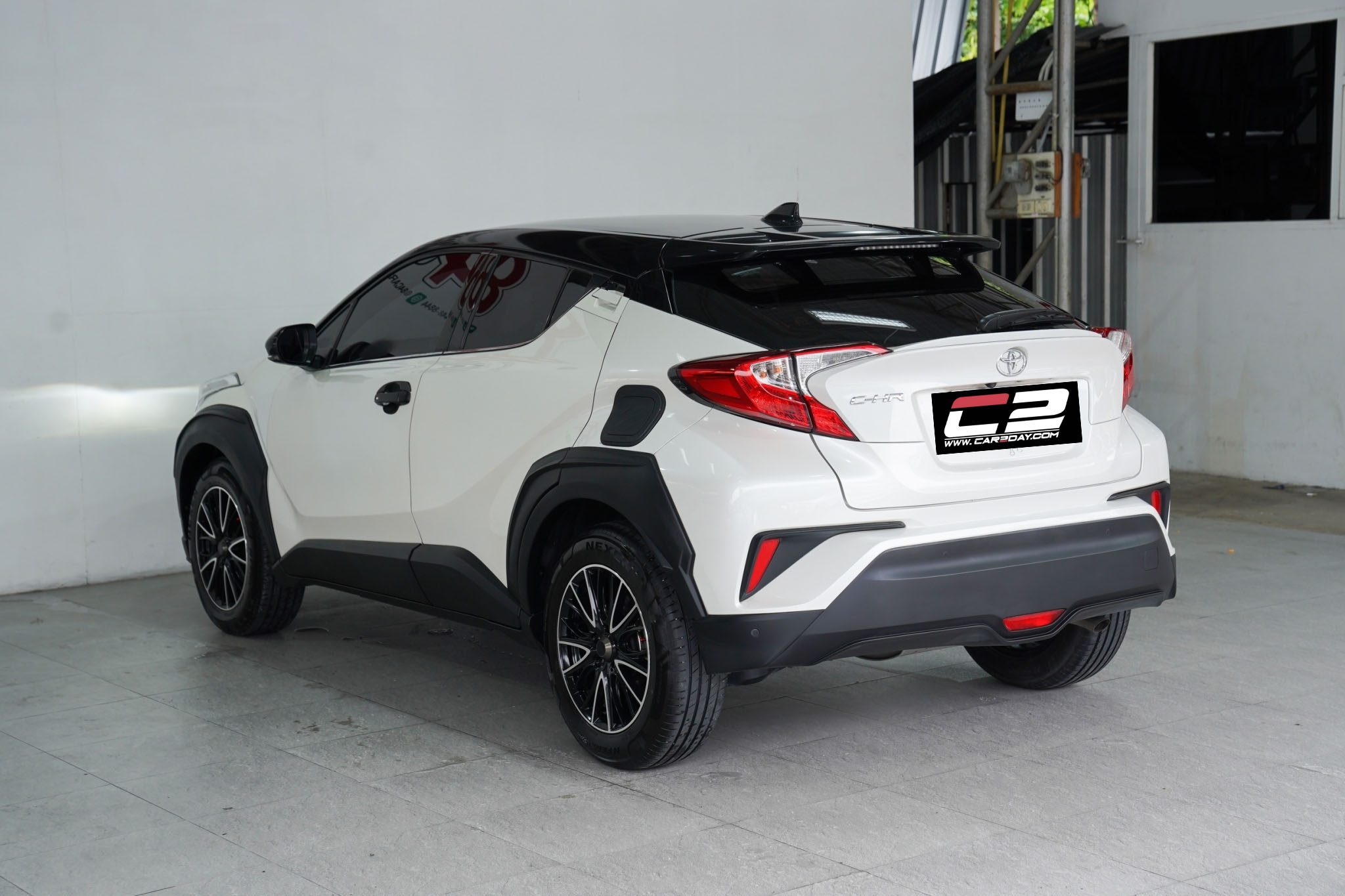 2018 TOYOTA CHR 1.8 MID AT