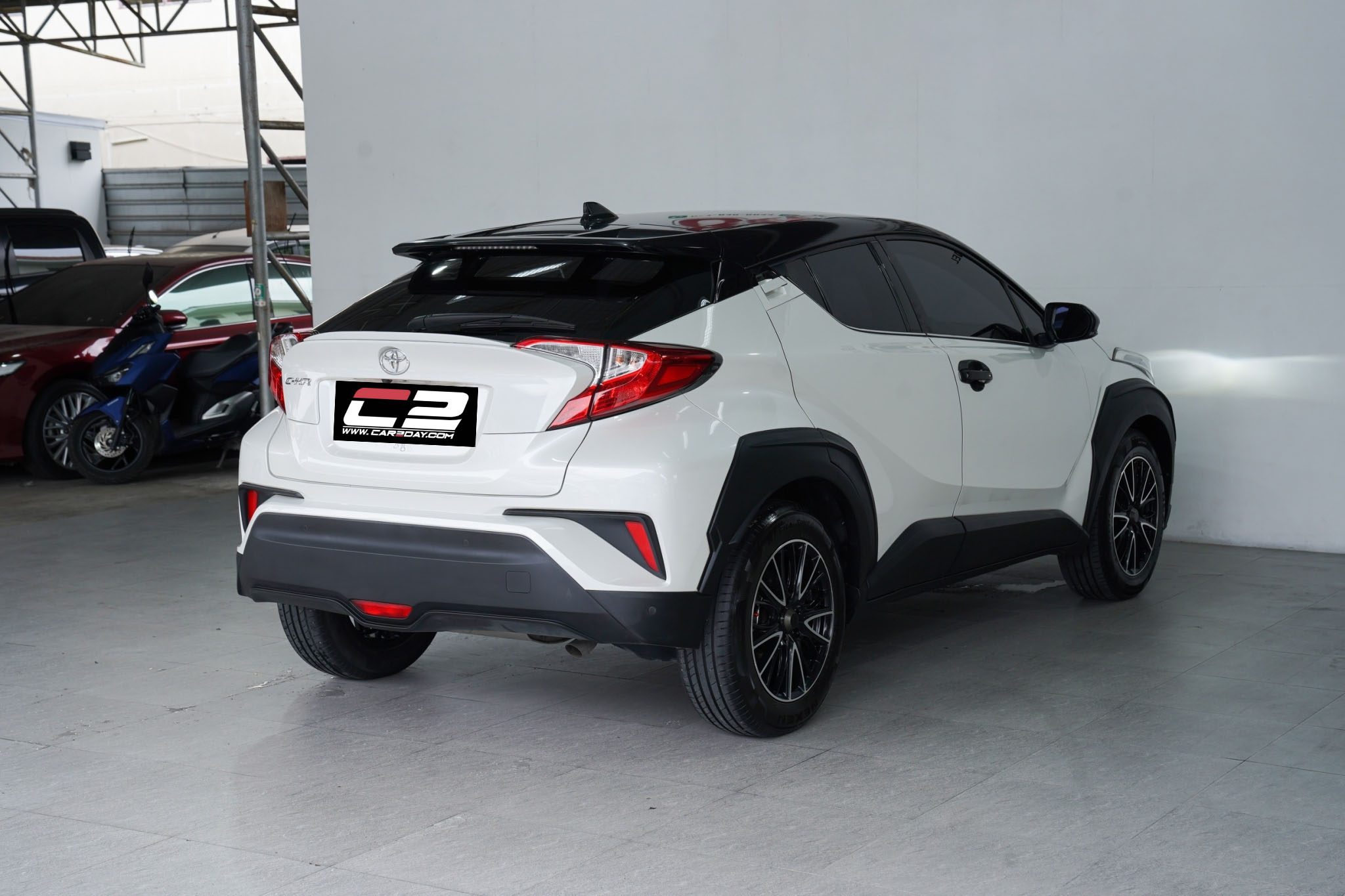 2018 TOYOTA CHR 1.8 MID AT