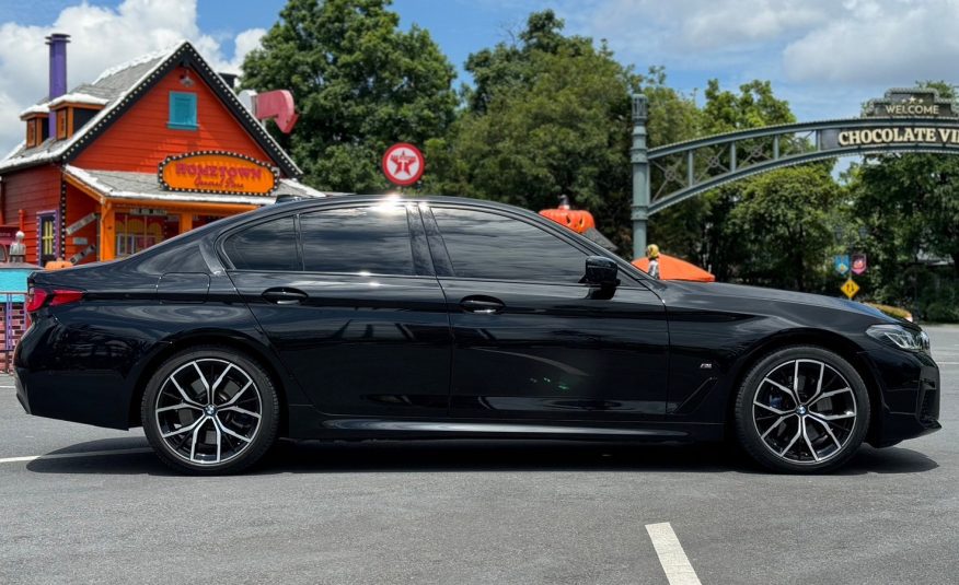 2021 BMW 530e M Sport