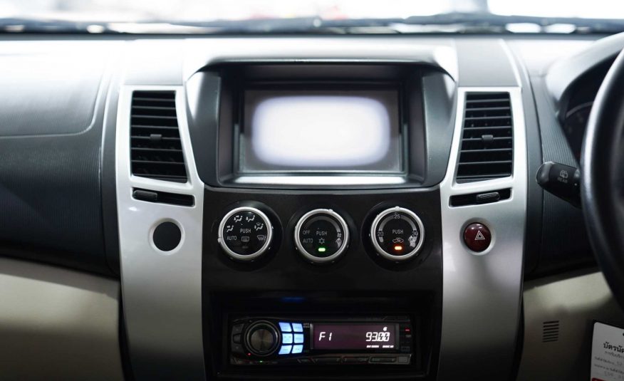 2012 MITSUBISHI PAJERO 2.5 GT AT