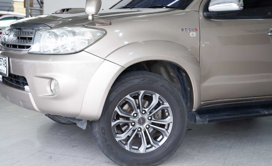 2009 TOYOTA FORTUNER 3.0 V AT