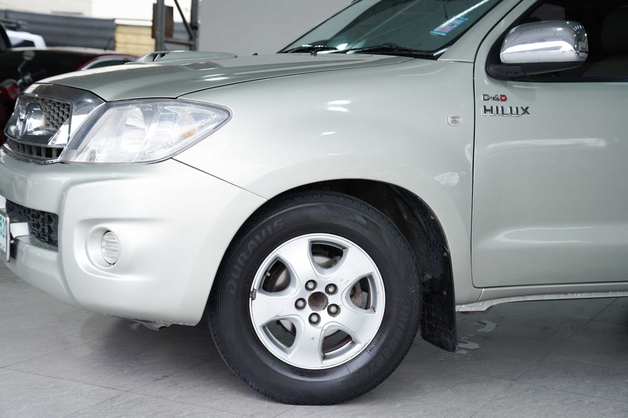 2010 TOYOTA VIGO 2.5 E SMART CAB MT
