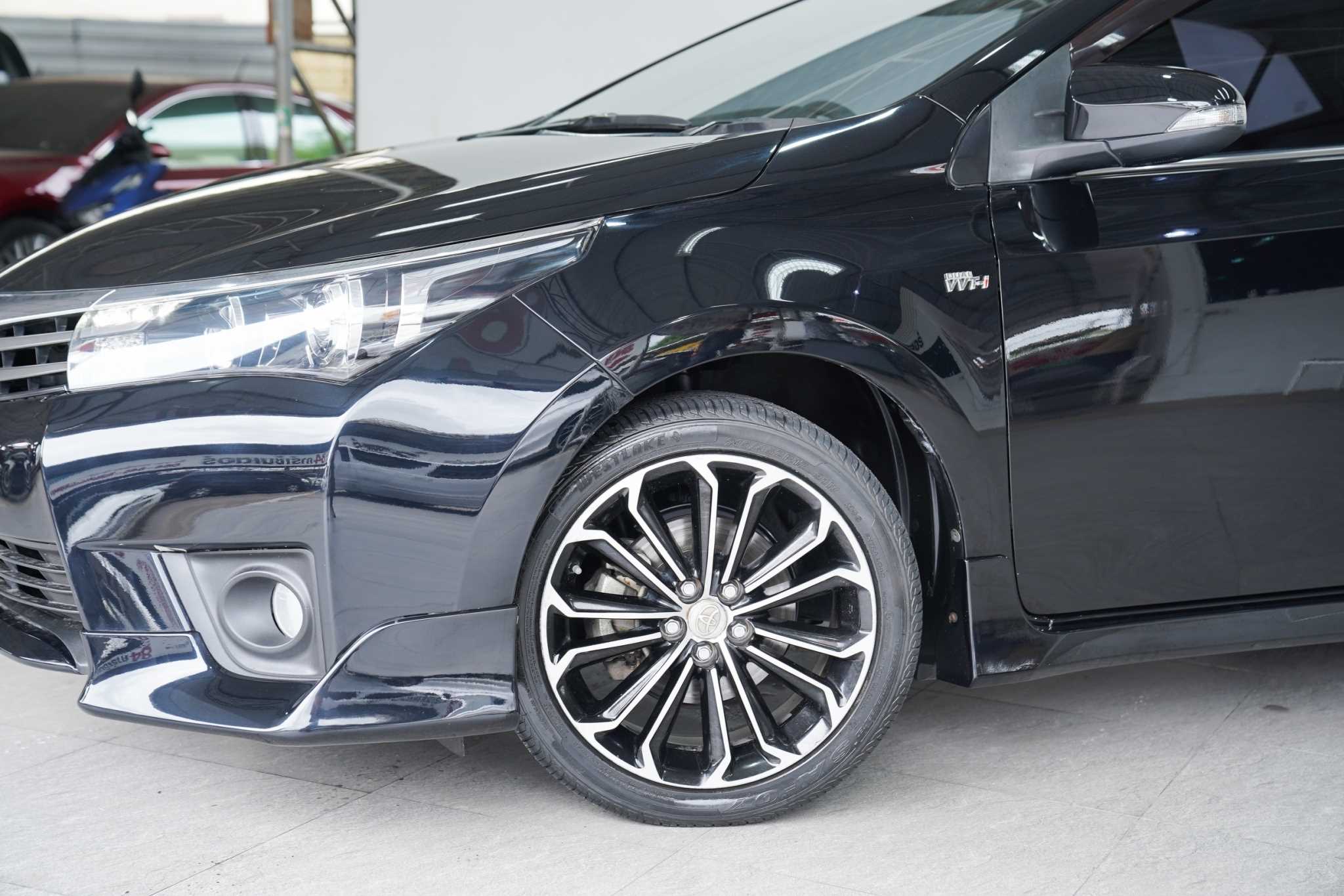 2016 TOYOTA COROLLA ALTIS 1.8 ES AT