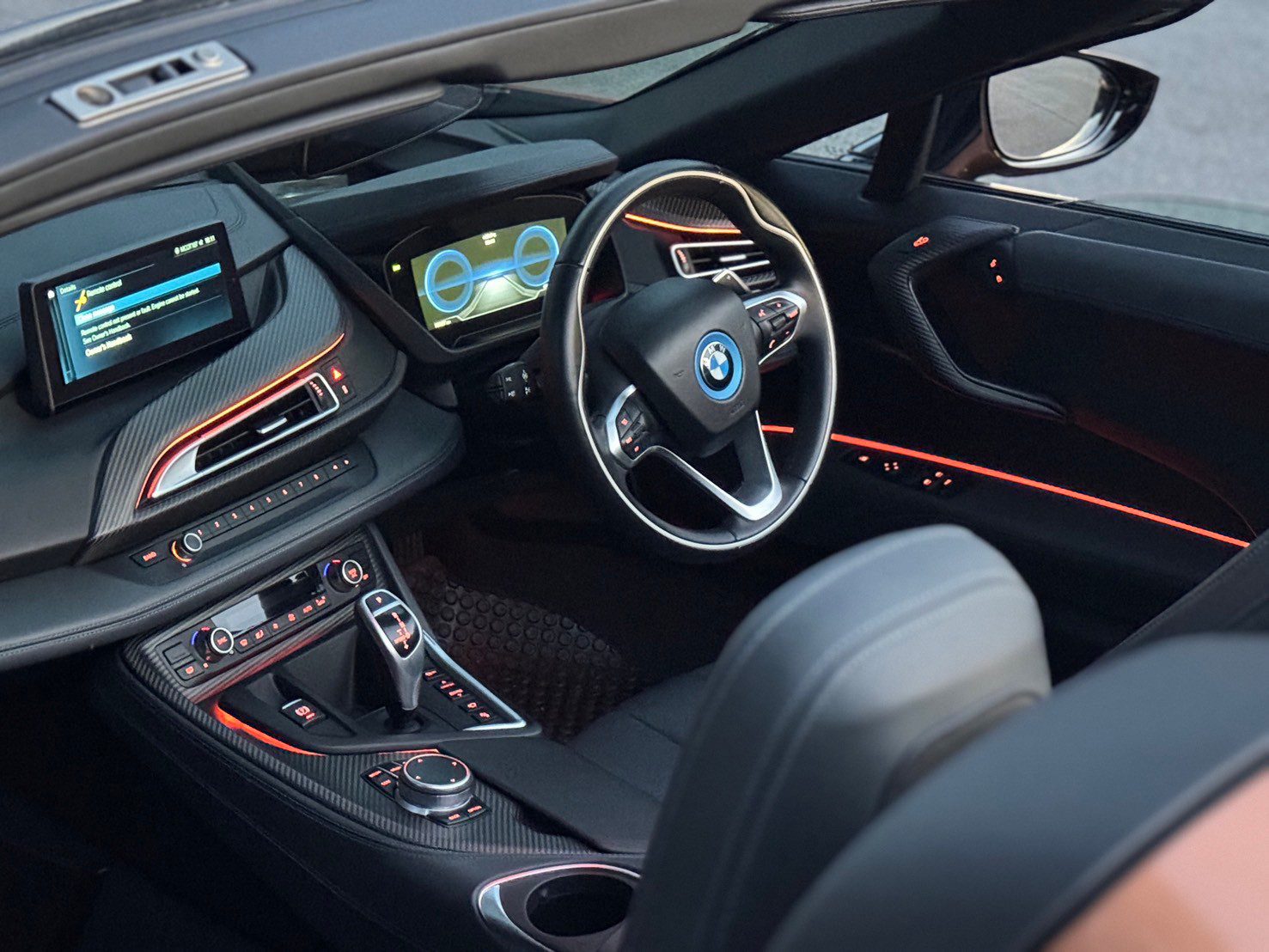 2021 BMW i8 Roadster