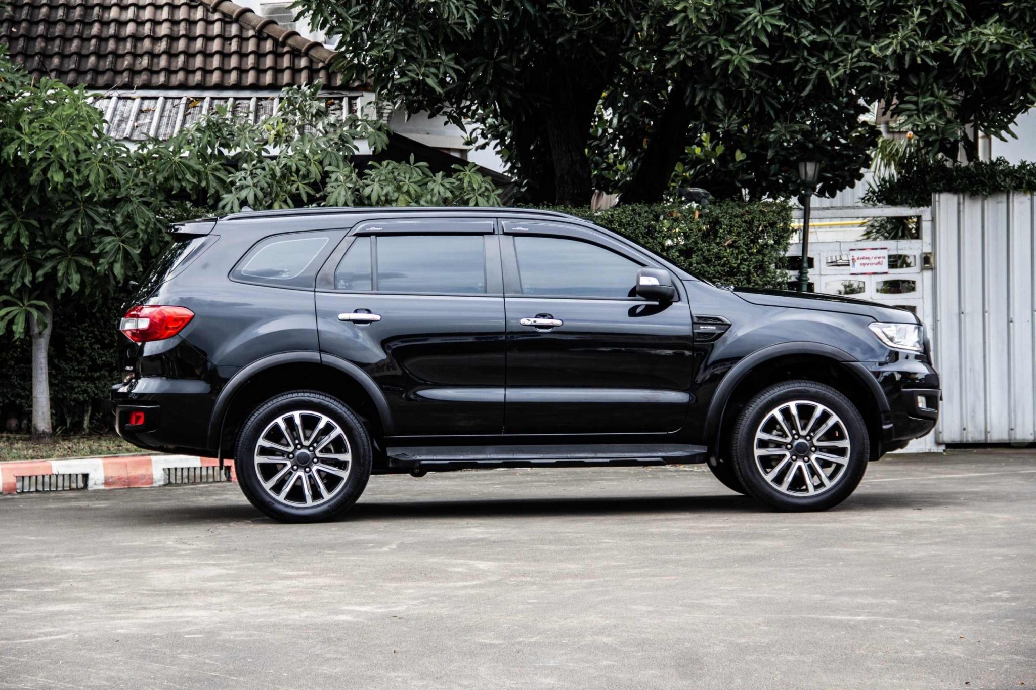 2019 FORD EVEREST 2.0 BI-TURBO 4WD TITANIUM PLUS