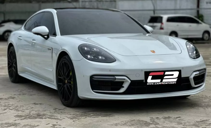 2021 Porsche Panamera 4 e-Hybrid