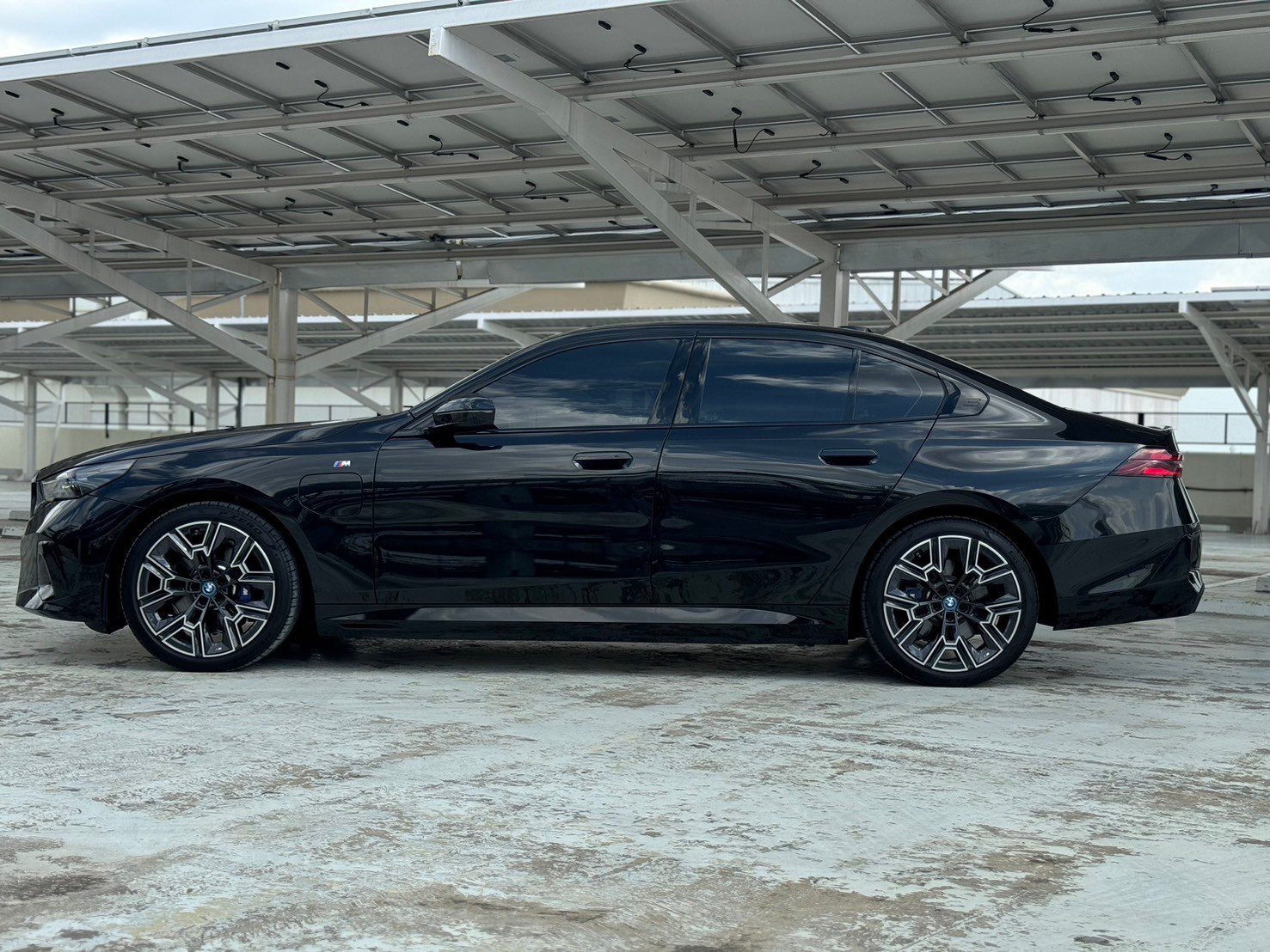 2024 BMW 530e M Sport Pro G60