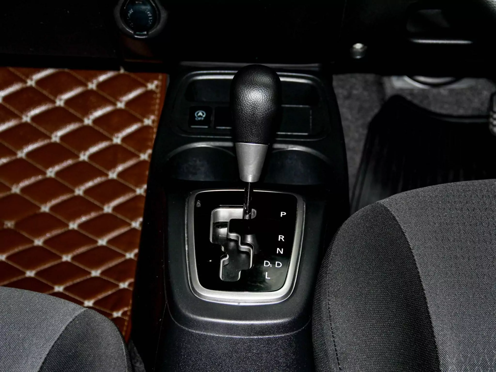 2020 MITSUBISHI ATTRAGE 1.2 GLX CVT