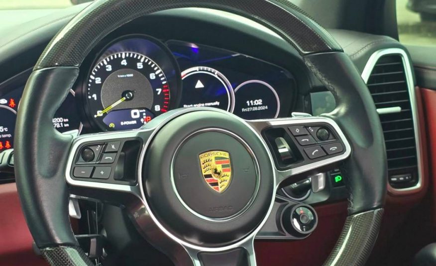 2020 Porsche Cayenne e-hybrid