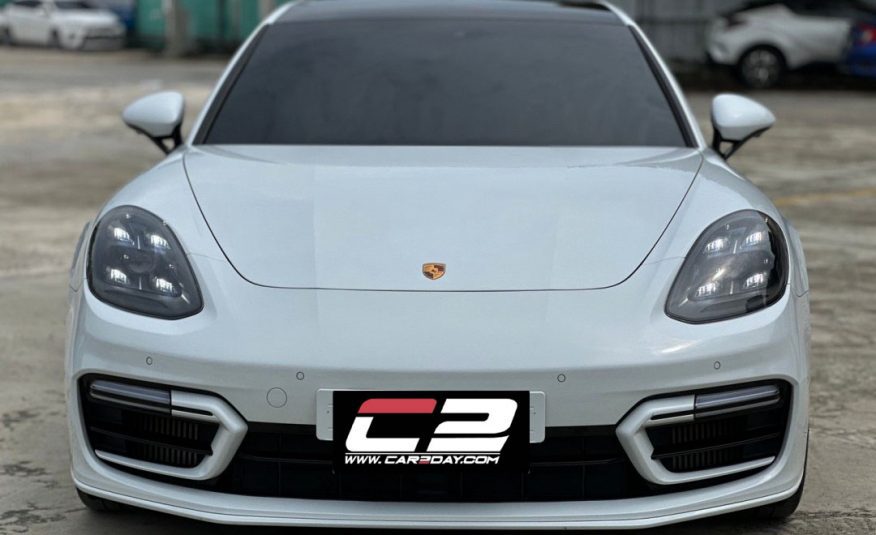 2021 Porsche Panamera 4 e-Hybrid