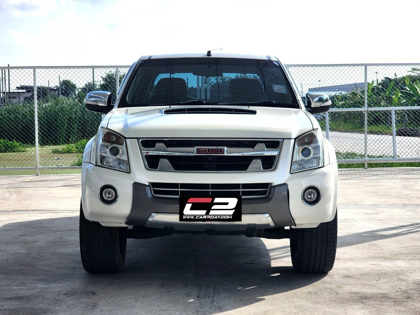 2011 Isuzu D-max hilander Super Titanium  3.0 Ddi I-TEQ A/T