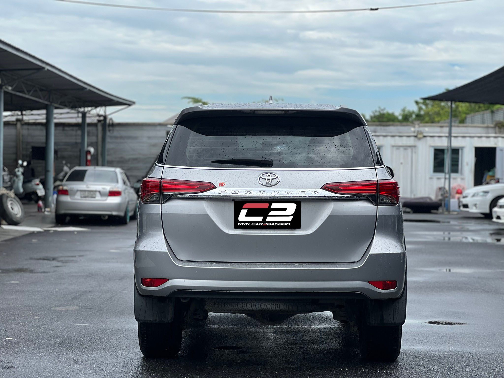 2020 TOYOTA FORTUNER 2.4V 7st Auto