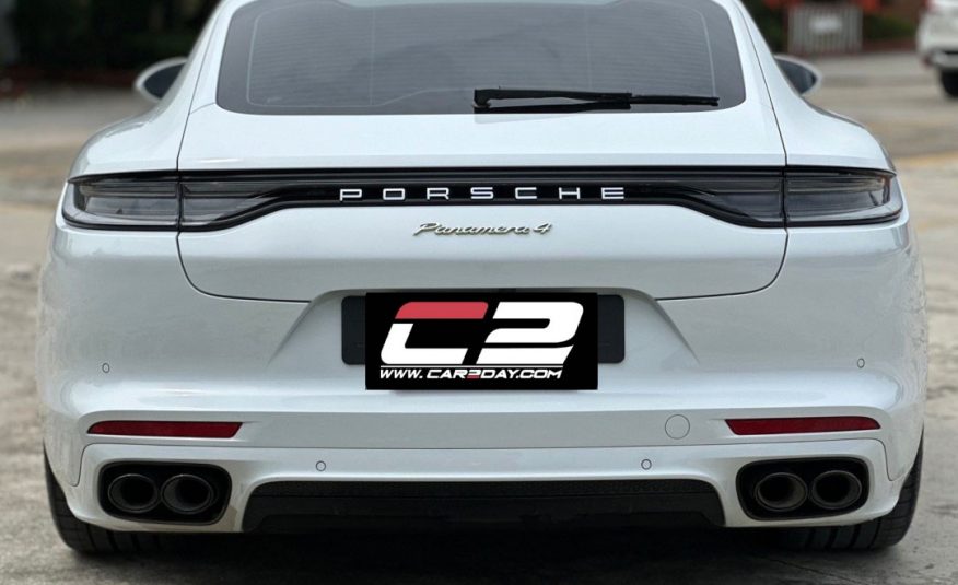 2021 Porsche Panamera 4 e-Hybrid