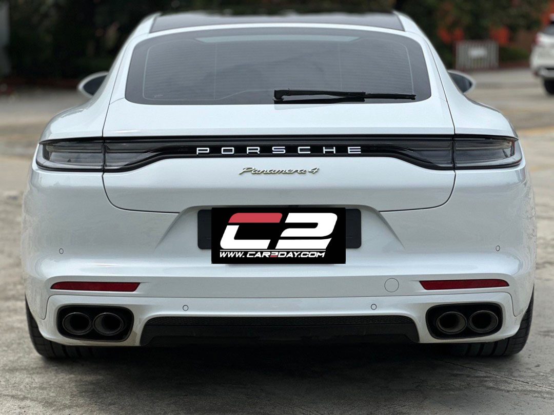 2021 Porsche Panamera 4 e-Hybrid