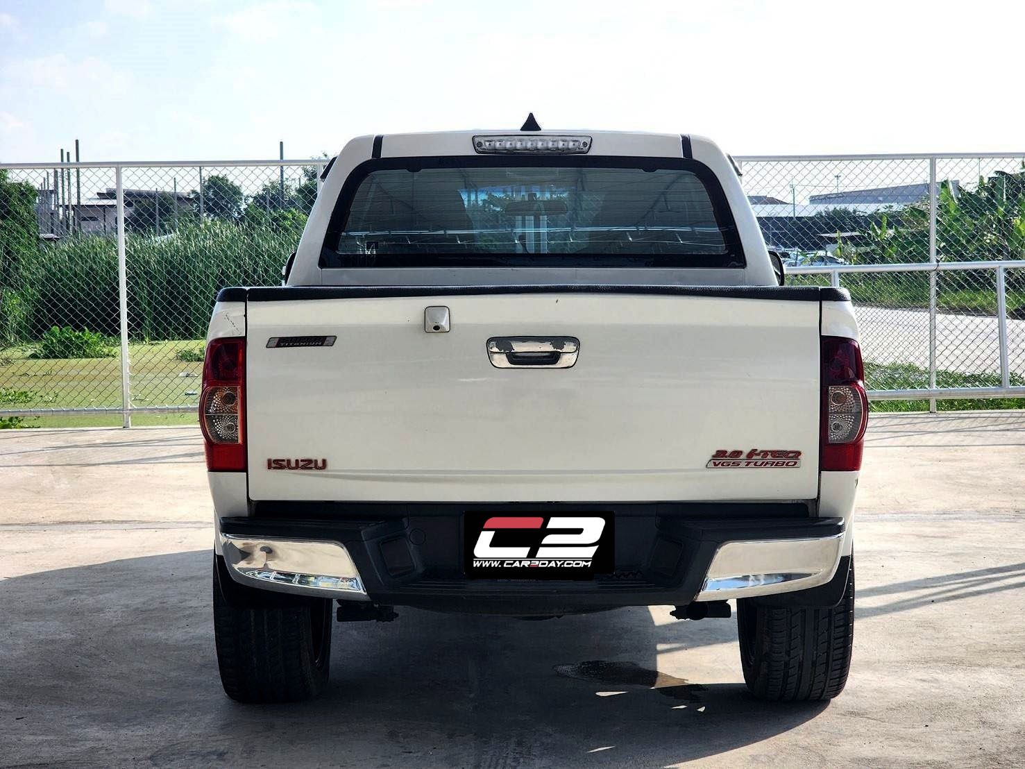2011 Isuzu D-max hilander Super Titanium  3.0 Ddi I-TEQ A/T