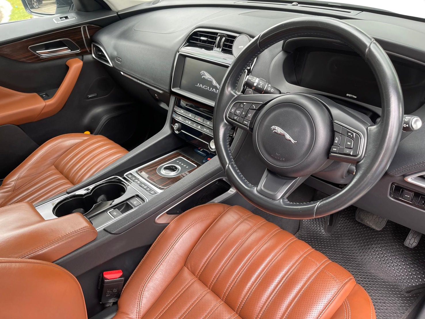 2017 Jaguar f-pace Portfolio 4WD
