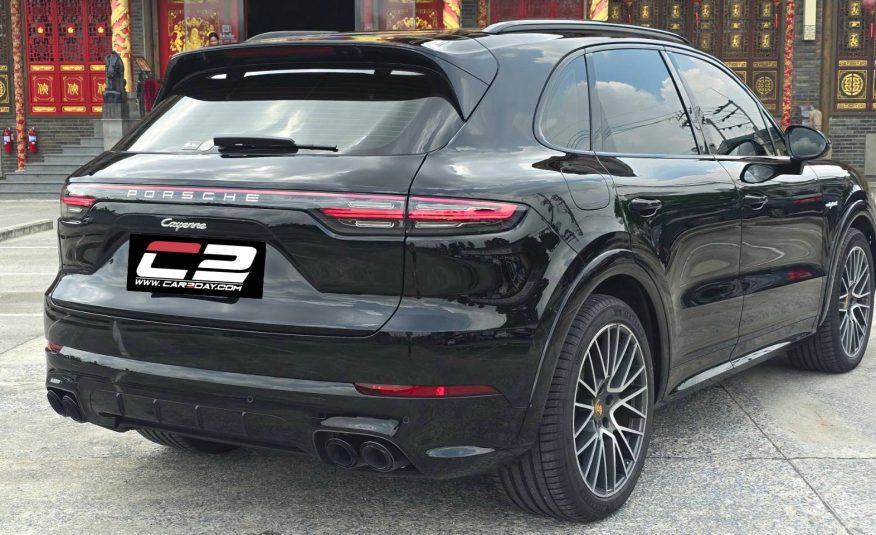 2020 Porsche Cayenne e-hybrid