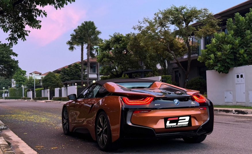 2021 BMW i8 Roadster